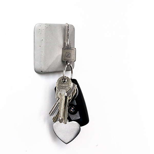 BETOLZ Schlüsselhalter HAMO Grau